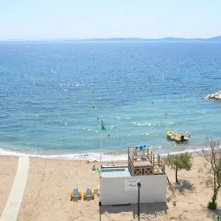 La Pialla - Piscine - Plages Et Port A Pied * 카르쿠에이란느